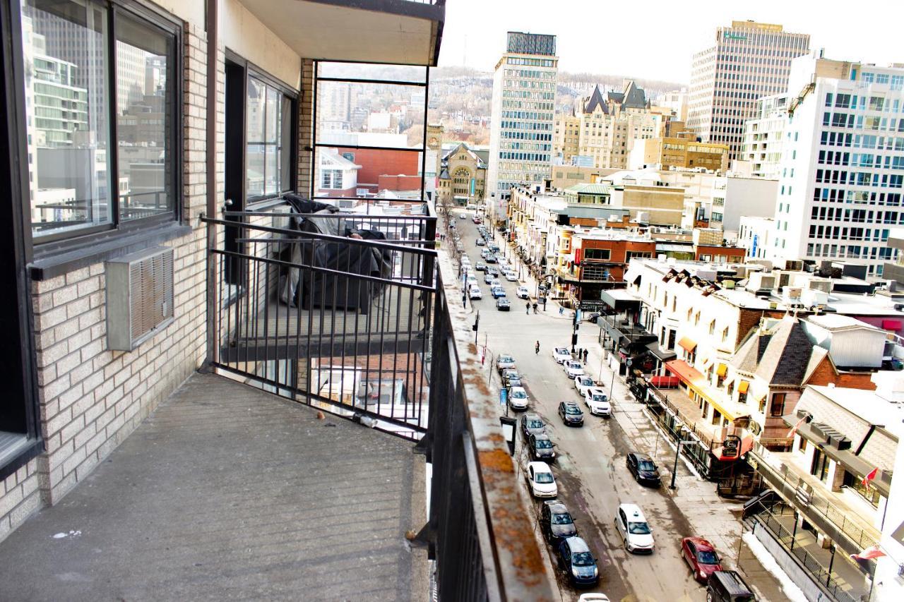 Golden Castle Montreal Exterior photo